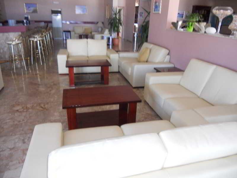 Mediterranean Hotel Karpathos Bagian luar foto